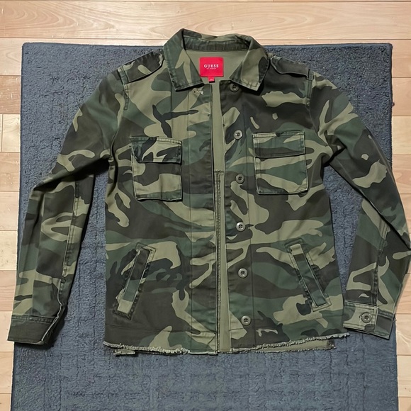 GUESS - MILITARY SHIRT JACKET - XS - CAMOUFLAGE - Picture 1 of 2